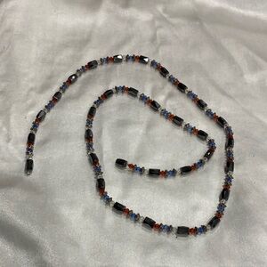Magnetic Elegant Black and Blue Beaded Necklace